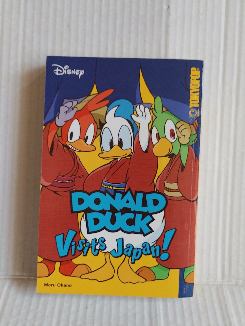Donald Duck Visits Japan by Meru Okano  English Manga Disney Tokyopop